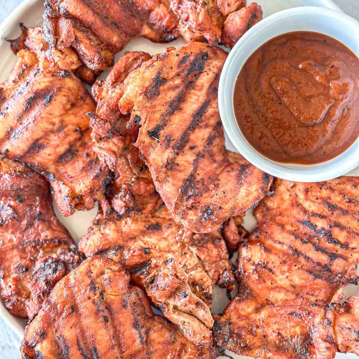 Smoked Chicken Thighs: Easy Steps for Juicy Meat & Crispy Skin